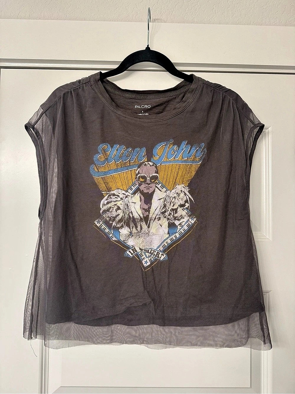 Pilcro (Anthropologie) Graphic Short Sleeve Top in Gray